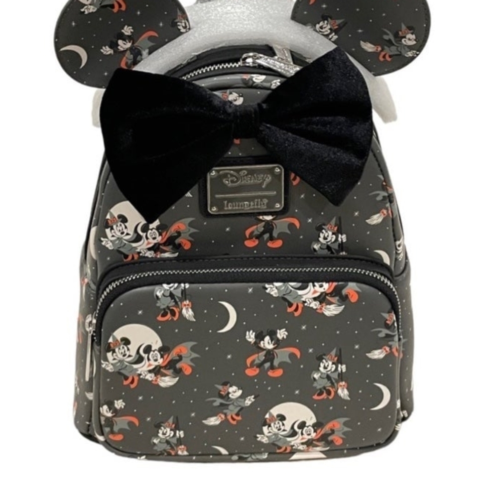Loungefly Mickey and Minnie Halloween backpack NWT